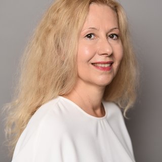 Dr. Sárdi Krisztina